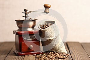 Coffee grinder and coffee