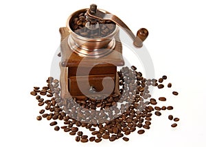 Coffee mill with roasted beans