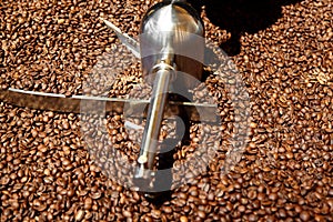 Coffee roaster machines