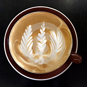 Coffee white art three leaves