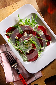 Cold beetroot and rocket salad