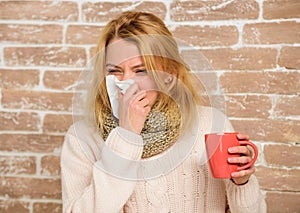 Cold and flu remedies. Runny nose and other symptoms of cold. Remedies should help beat cold fast. Tips how to get rid