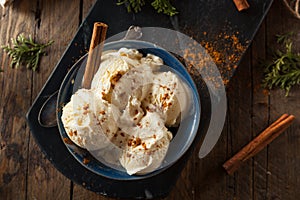 Cold Homemade Eggnog Ice Cream