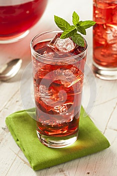 Cold Refreshing Berry Hibiscus Ice Tea