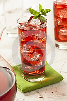 Cold Refreshing Berry Hibiscus Ice Tea