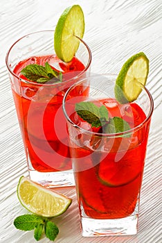 Cold strawberries drinks with strawberry slices