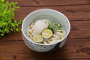 Cold udon noodles with Japanese sudachi.