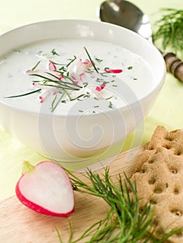 Cold yoghurt soup