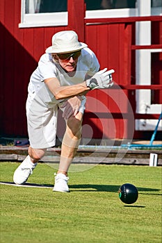 COLEMAN'S HATCH, SUSSEX/UK - JUNE 27 : Lawn bowls match at Colem