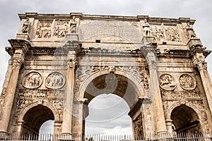 Coliseum and Arch of Constantine, the great beauty of Rome