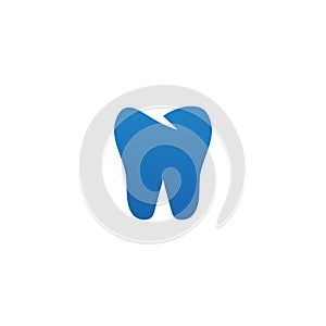 Collection of clean dental tooth logo design template