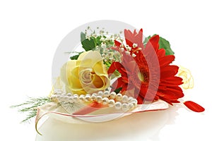 Collection of flowers with a perls