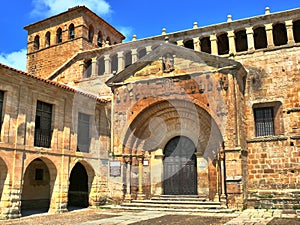 Collegiate Church of Santillana del Mar, entrane photo