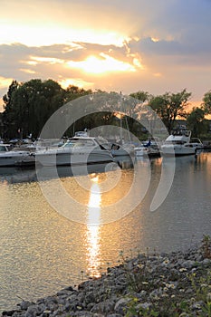 Collingwood Marina Sunset vertical