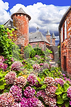 Collonges-la-Rouge village