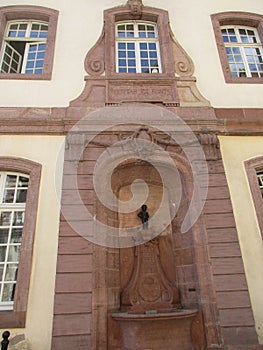   8l'edificio vecchio da regione  Francia 