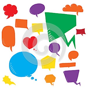 Coloful vector set of talk and think bubles, group of doodle speech bubble on white background