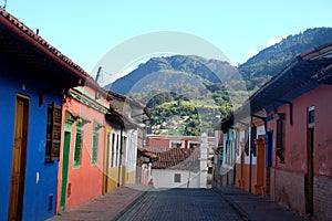 Colombia sightseeing: Cobblestone street