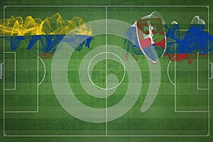 Kolumbie vs slovensko fotbalový zápas, národní barvy, státní vlajky, fotbalové hřiště, fotbal, kopírování vesmíru