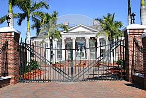 Colonial Mansion