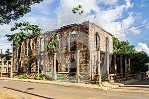 Colonial ruin photo