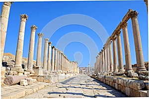 Colonnaded street