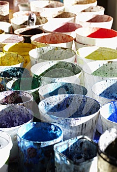 Color buckets for painting
