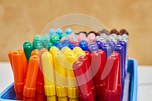 Color felt-tip pen set