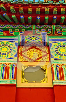 Color matching and painting on ancient Chinese architecture