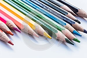 Color pencils with multi color pattern