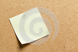 Color sticker note over cork board