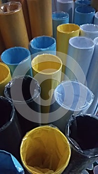 Colored cardboard rolls and plastic covers4
