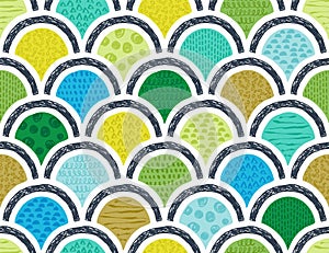 Colorful doodle overlapping circle pattern.