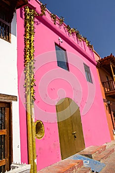 the colorful houses of Cartagena