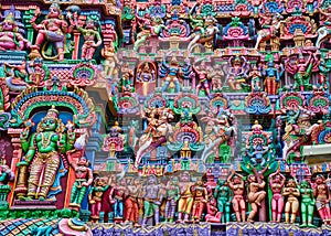 Colorful idols on the Gopuram, Sarangapani Temple.