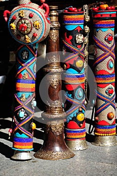 Colorful and Intricated Handcrafts