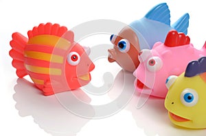 Colorful rubber fish bath toy set
