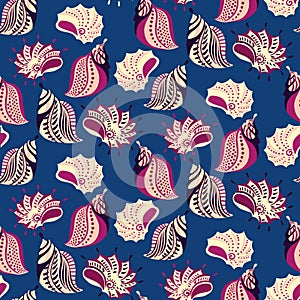 Colorful sea shells seamless pattern on a dark blue background. Vector hand drawn. Abstract artistic ocean marine shell print.