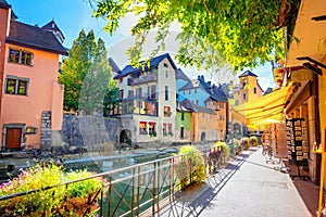 Colorful street along to Canal du Thiou in Annecy. French Alps, France