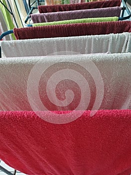 Colorful TOWEL CLOSET or STANDING TOWEL RACK Knockdown 5 TOWELS