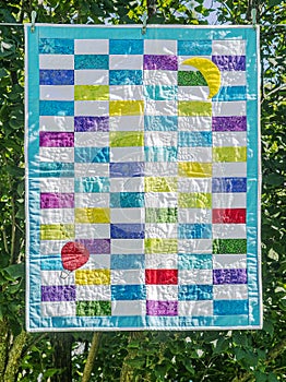 Colorfull Water colors quilt 100% coton with a moon