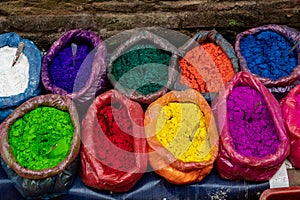 Colors to draw the ritual mandalas