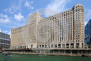Colossal building on the Chicago River