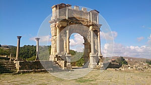 Colossal romanian gate