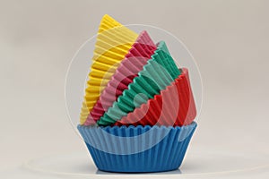 Coloured Paper Pans baking cups for cupcakes and muffins