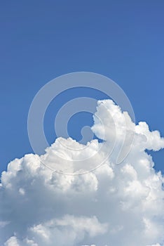 Coluds on The Blue sky