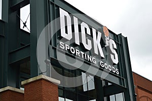 Dick`s Sporting Goods, Inc. is an American sporting goods and apparel company