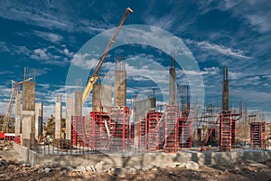 Column Formwork and Monolithic Structural Elements