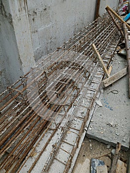 Column reinforcing steel in reinforce concrete structure.