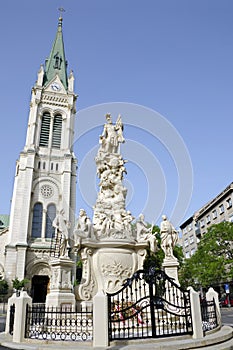 Sloup sv. Floriána před kostelem Blumentál, Bratislava